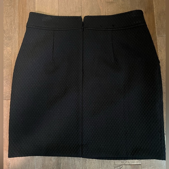NWOT- Banana Republic Skirt - Picture 3 of 10